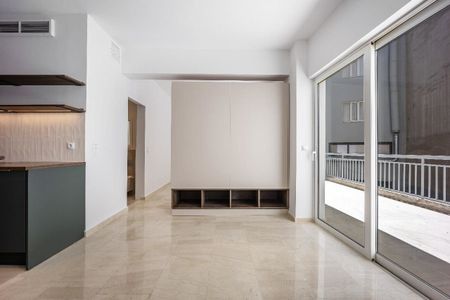 Διαμέρισμα για ενοικίαση Εξάρχεια (Εξάρχεια - Νεάπολη) - Photo 2