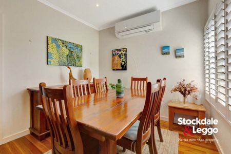 Stylish 3-Bedroom home in the Heart of Glenroy. - Photo 3