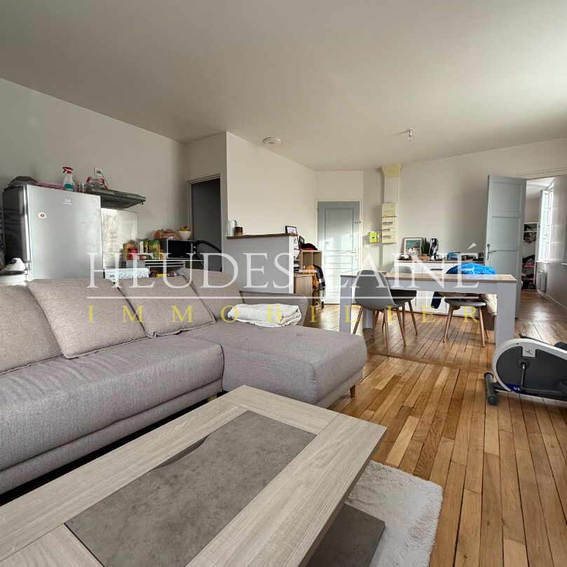 Location Appartement 2 pièces 51m² AVRANCHES 50300 - Photo 1