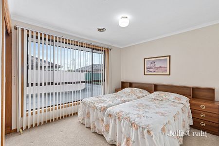 2/561 Grimshaw Street, Bundoora - Photo 5