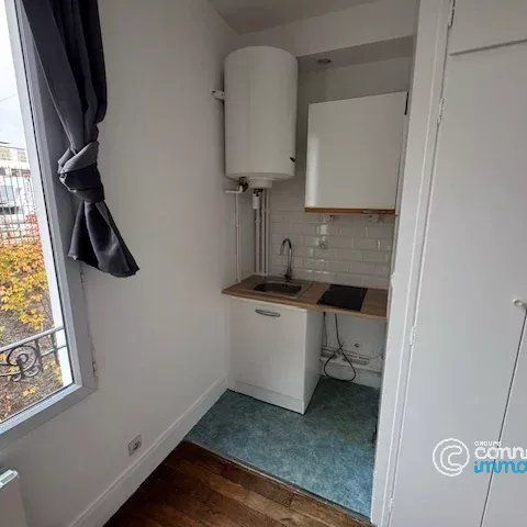 Location AppartementParis 17ème Batignolles - Photo 1