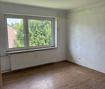 Freundliche und gepflegte 2-Zimmer-Wohnung mit Balkon in Hürth - Foto 2