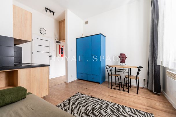 Przytulna kawalerka niedaleko ul. Lubicz - Zdjęcie 1