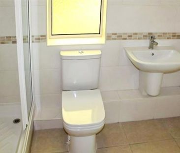 6 bedroom semi-detached house to rent - Photo 3
