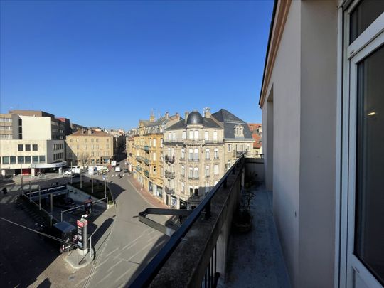 Location Appartement 2 pièces 67m² - Photo 1