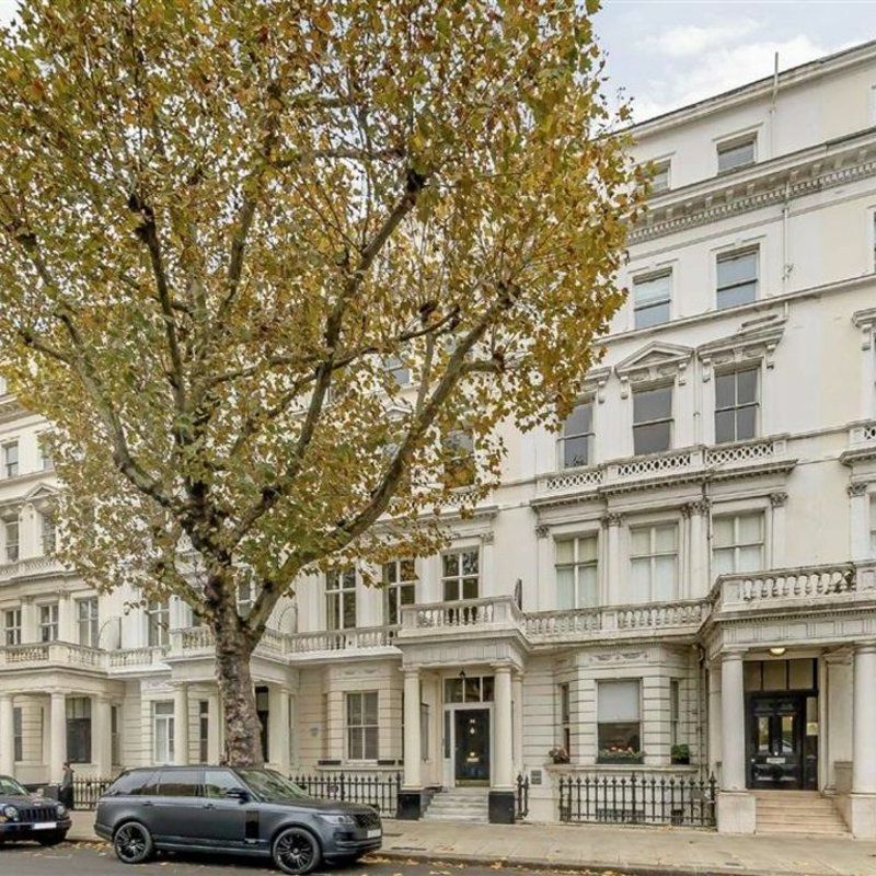Queen's Gate, South Kensington, SW7 - Photo 1