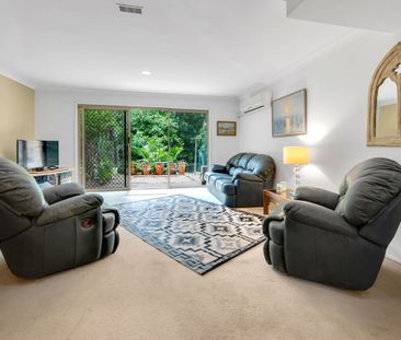 2/130 Plateau Crescent, Carrara QLD 4211 - Townhouse For Rent | Domain - Photo 3