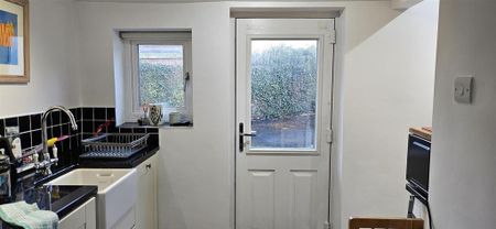 1 bedroom terraced house to rent - Photo 5