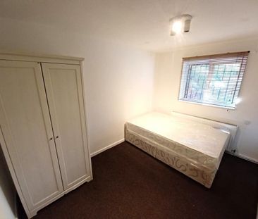 4 bedroom townhouse to rent - Photo 1