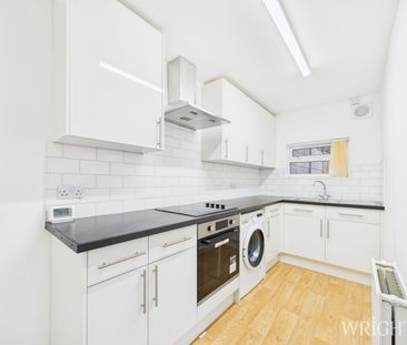 3 bedroom House - STATION ROAD, KNEBWORTH - Photo 2