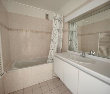 Location Appartement 3 pièces 68m² BOULOGNE BILLANCOURT 92100 - Photo 5