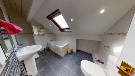 4 Trelawn Avenue, Leeds, LS6 3JN - Photo 5