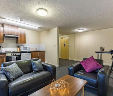 Studio to rent - Photo 1