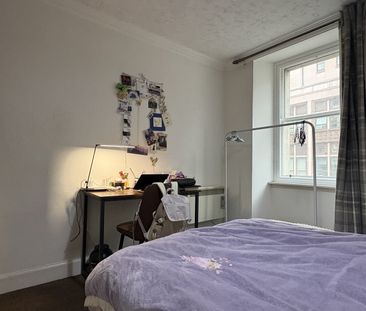 Room in a Shared Flat, Nicolson Street, EH8 - Photo 5