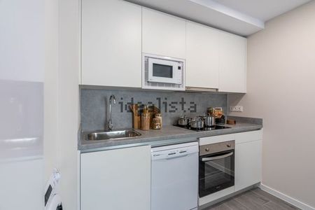 Alquiler de piso en Avenida Octavio Paz, 12 - Photo 2