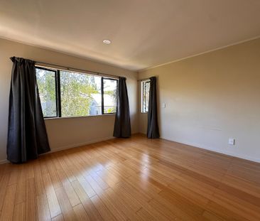 A Peaceful Family Haven Full of Warmth and Character - Photo 6