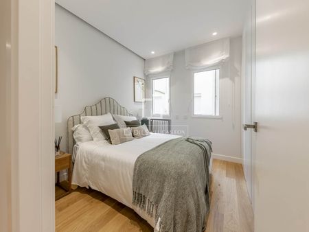 Excellent 2 Bedroom apartment for rent in Recoletos, Madrid - Foto 3