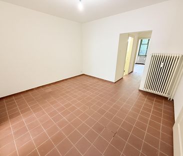 Charmantes Altbau-Bijou in der historischen St. Alban-Vorstadt - Photo 1