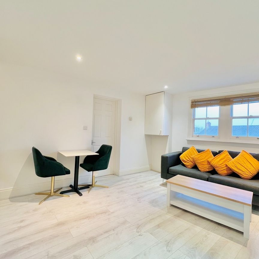 1 Bed Flat, Brixton Hill, SW2 - Photo 1