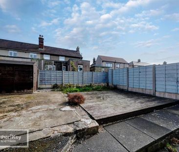 3 bedroom semi-detached house to rent - Photo 4