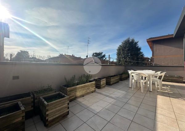 Porzione di bifamiliare in affitto