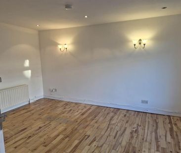 97 Ballyhalbert Gardens, Bangor, BT19 1SE - Photo 2