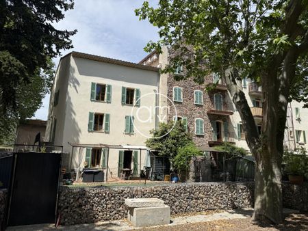 Location Appartement 2 pièces 32m² LA CRAU 83260 - Photo 3