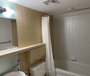 For Lease - 21 Carlton Street Unit# 406, Toronto, Ontario - Photo 5