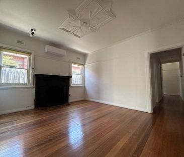 74 Henry Street, Windsor VIC 3181 - House For Rent | Domain - Photo 1