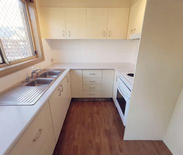 35 Huntley Drive, Blacktown, NSW 2148 - Photo 4