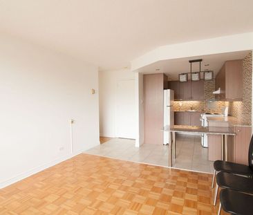 1975 de Maisonneuve - Photo 1