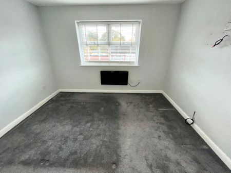 Ferndale Court, Coleshill - Photo 2