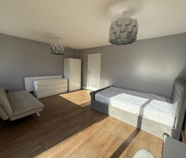 1 bedroom house to rent - Photo 2