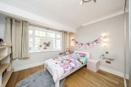 Hampton Court Avenue, East Molesey, KT8 - Photo 4