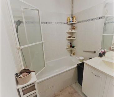 Location Appartement 2 pièces 48m² GAP 05000 - Photo 4