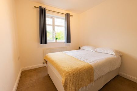 2 bedroom flat to rent - Photo 3