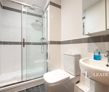 1 bedroom apartment to rent Commercial Road, Hampshire, Portsmouth,... - Photo 2