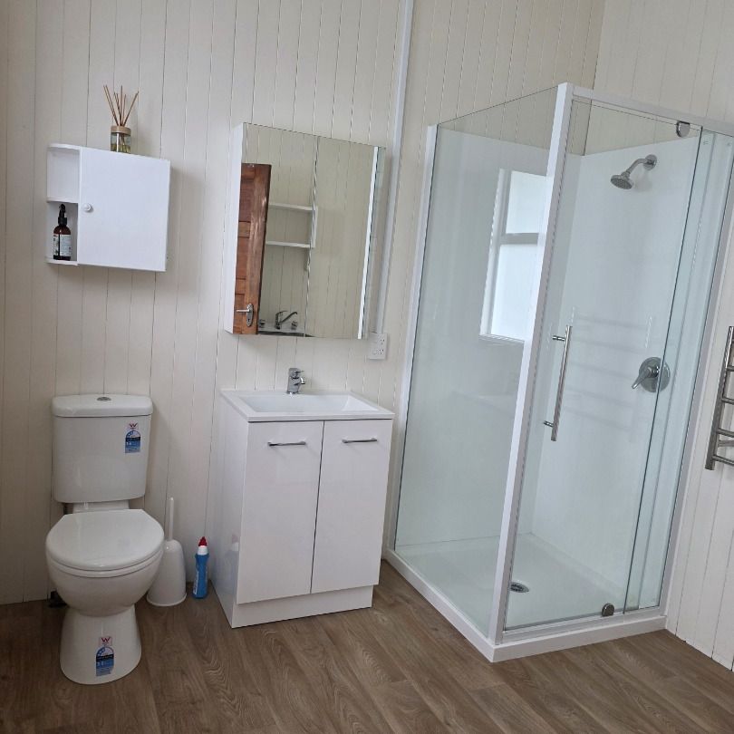 Conveniently located. - Photo 1