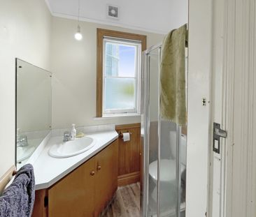 127 Wallace Street, Mount Cook Wellington. - Photo 3