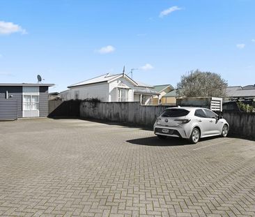 37b Primrose Street - Photo 2