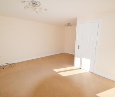 4 bedroom terraced house to rent - Photo 1