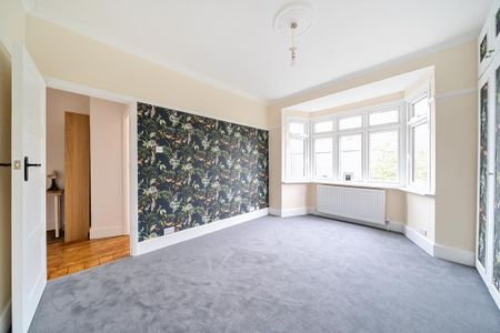 3 bedroom end of terrace house to rent - Photo 4