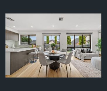 Comfortable & Convenient Living in Quiet Wooddale Grove - Photo 6