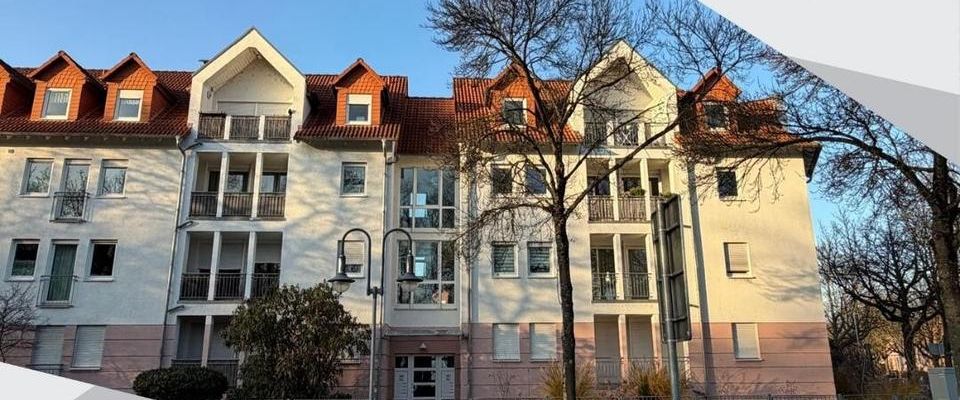 Schöne 2-Zimmer-Dachgeschosswohnung gegenüber dem Schloss Philippsruhe inkl. TG-Stellplatz - Foto 1