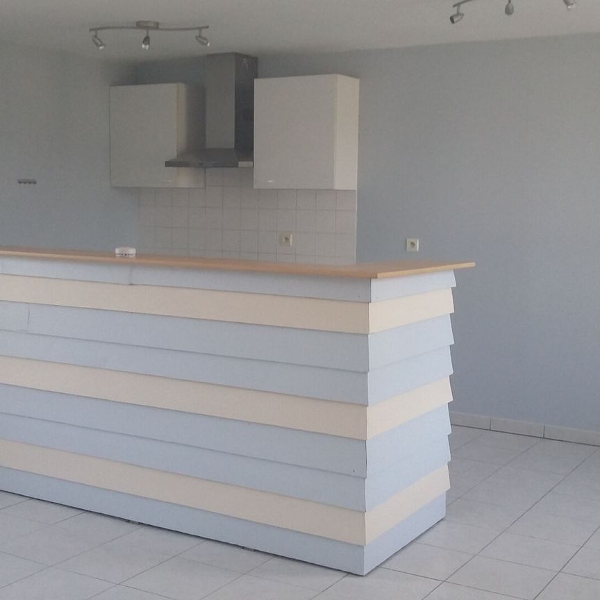 Location Appartement 3 pièces 56m² - Photo 1