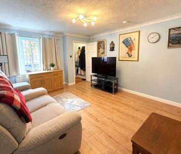Percheron Drive, Woking, Surrey, GU21 - Photo 1