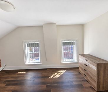 For Lease - 10496 ISLINGTON Avenue Unit# Upper, Vaughan, Ontario - Photo 6
