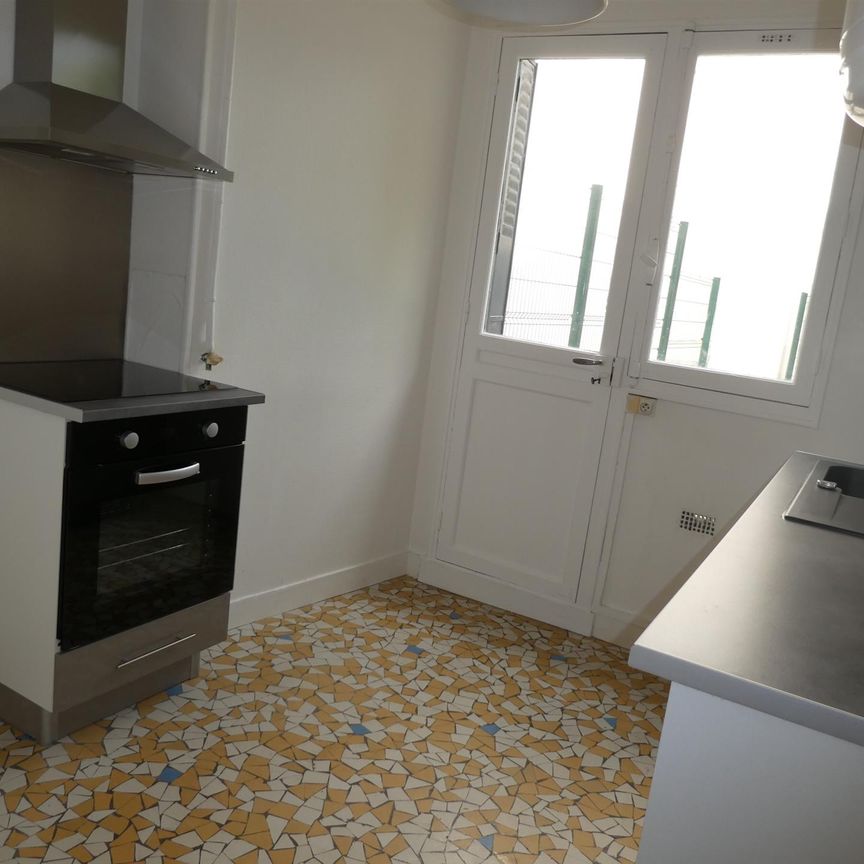 Location Appartement 2 pièces 54m² FONTAINEBLEAU 77300 - Photo 1