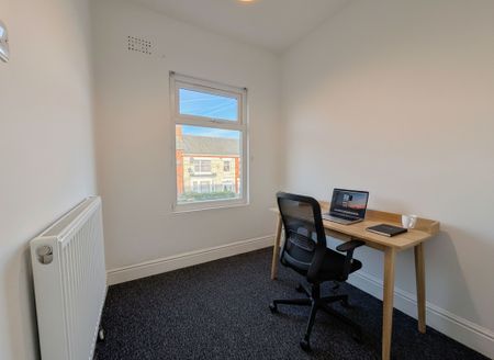 3 bed end of terrace house to rent in Welsh Road, Coventry, CV2 - Photo 4