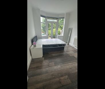 Room in a Shared House, Hendale Avenue, NW4 - Photo 2